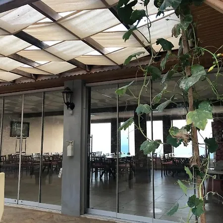 Hotel Yakabuek *
