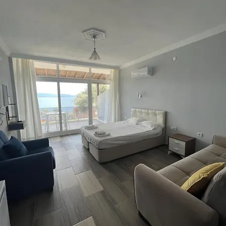 Yakabuek * Akyaka (Mugla)